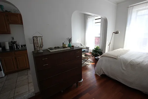 Rented by Bedford 6 Real Estate | media 19