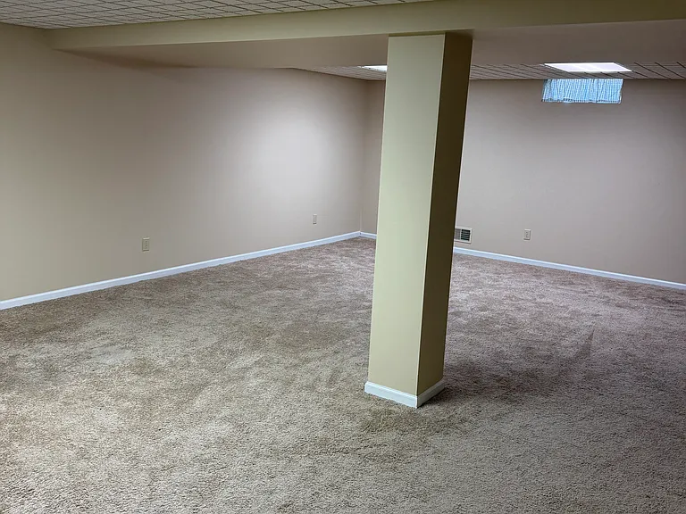 9413 Woodland Ct — Photo 14