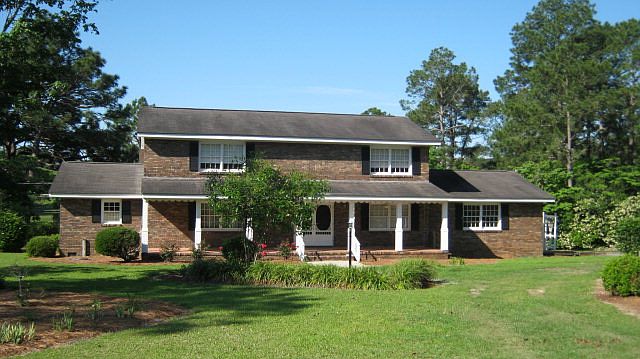 1st image of 109 Fairway Dr