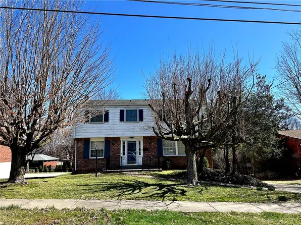 67 Emerson St, Uniontown, PA 15401