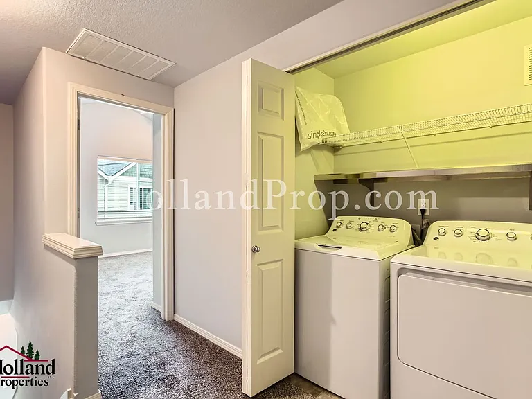 8641 NE Trafalgar Ln — Photo 13
