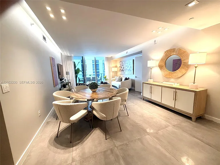 488 NE 18th St #3210 — Photo 12