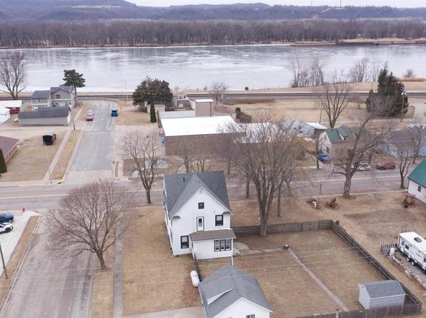 301 West Amelia Street, Cassville, WI 53806
