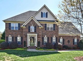 8223 Glamorgan Ln, Matthews, NC 28104