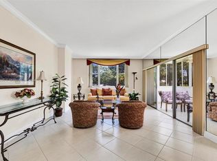 4330 Hillcrest Dr APT 111, Hollywood, FL 33021