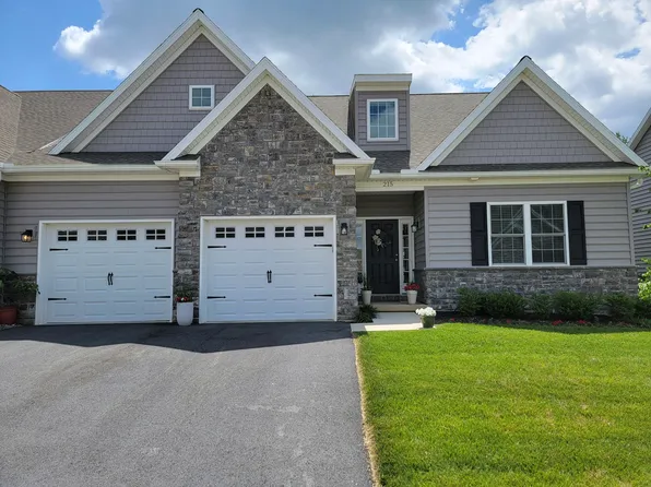 206 Buckton Dr, Lititz, PA 17543