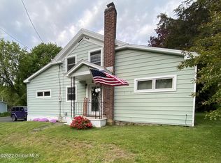 12 Fiddlers Elbow Rd, Greenwich, NY 12834