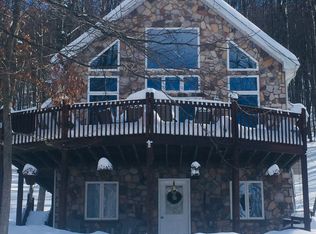 79 Muskegon Cir, Hazle Township, PA 18202