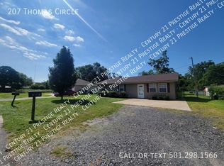 207 Thomas Dr, Lonoke, AR 72086
