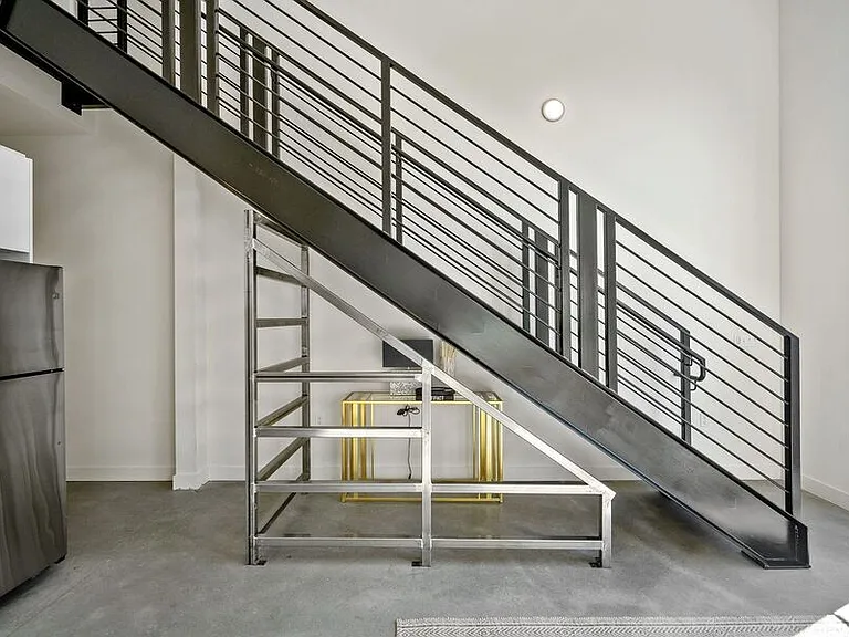 950 Lofts — Photo 82