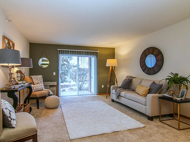 Highland Ridge — Photo 3