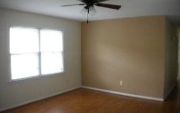 2nd image of 401 Carolina St