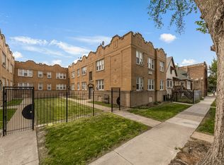 1042 N Leamington Ave, Chicago, IL 60651
