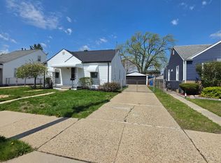 8285 Chapp Ave S, Warren, MI 48089
