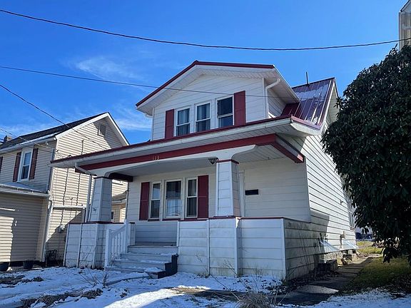3rd image of 113 E 7th St
