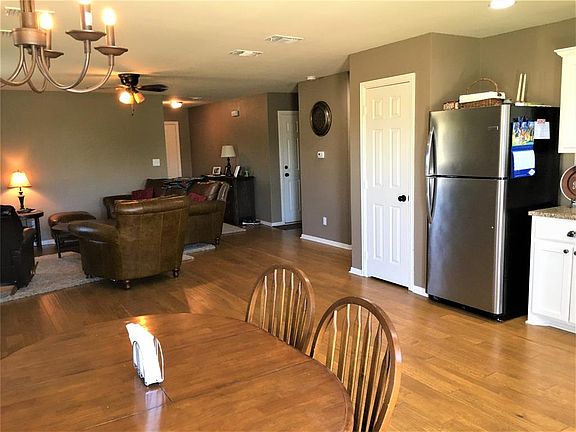 5th image of 3409 Preston Club Dr
