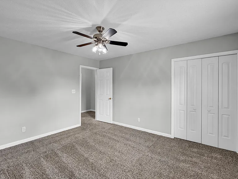 3100 Orchard Manor Cir — Photo 31