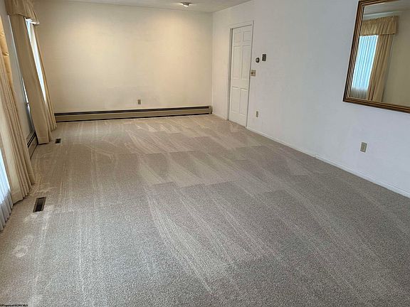 5th image of 111 McDonald St