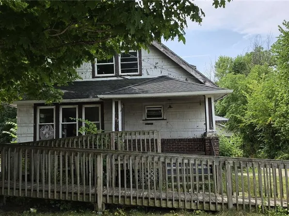 16516 Lipton Ave, Cleveland, OH 44128