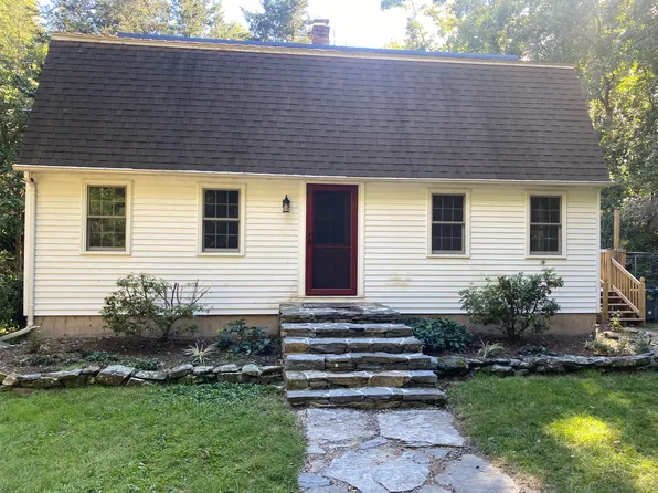 295 NW Corner Rd, North Stonington, CT 06359