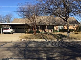 814 W Madison St, Ennis, TX 75119
