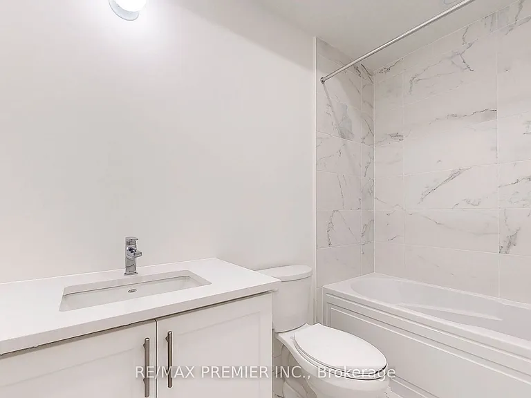 208 McRoberts Ave — Photo 22
