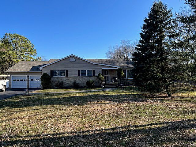 1st image of 45 Hart Ave