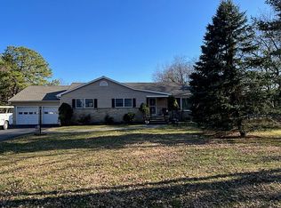 45 Hart Ave, Hopewell, NJ 08525