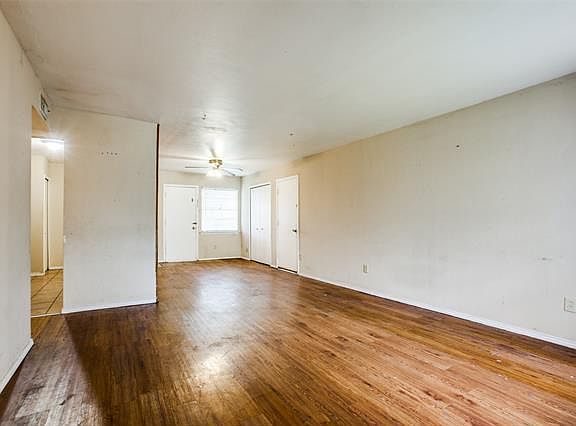 4th image of 1111 Crestridge Dr
