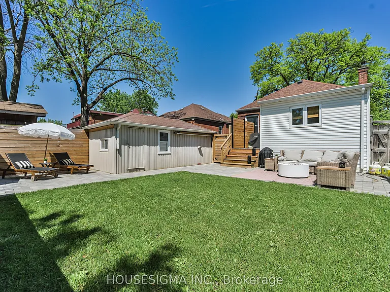 205 William St — Photo 27