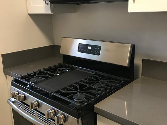 3rd image of 13000 Valleyheart Dr APT 6