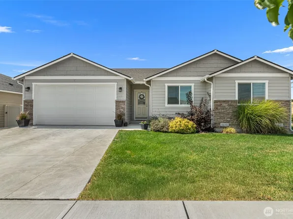 12 Emma Drive, Wenatchee, WA 98801