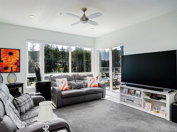 3rd image of 1311 Lakepoint Way #503