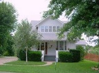 533 S 7th St, Hiawatha, KS 66434