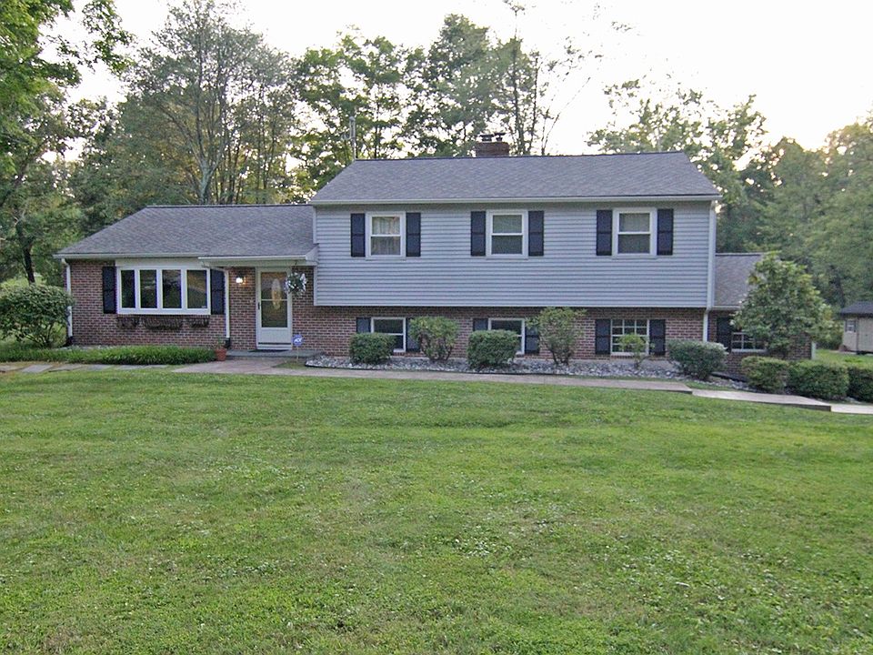For Sale: 706 Contention Lane, Berwyn, PA 19312