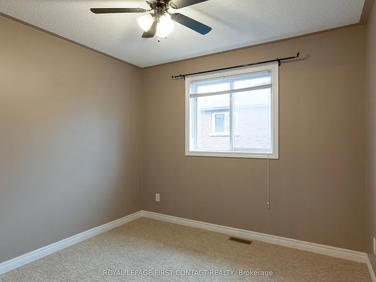 238 Wessenger Dr #UPPER — Photo 12