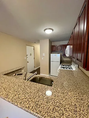 Rented by M Donato & Co. Real Estate Professionals | media 19