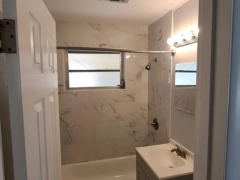 2216 Anne Ave — Photo 15