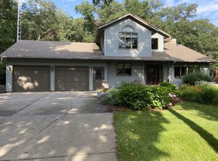 13422 205th St, Cold Spring, MN 56320