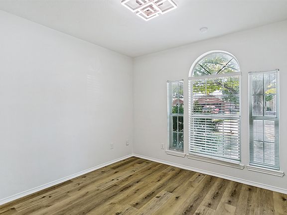 5th image of 8345 Riversprings Dr