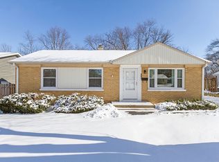 331 Ridge Ave, Crystal Lake, IL 60014