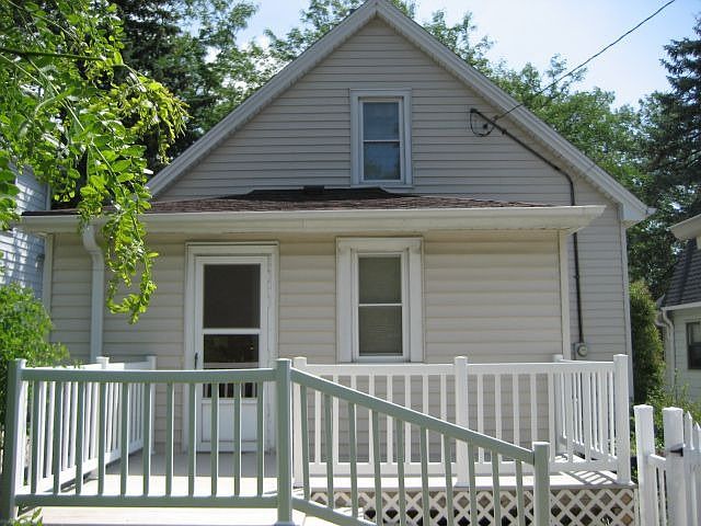 2nd image of 4619 N 126th St