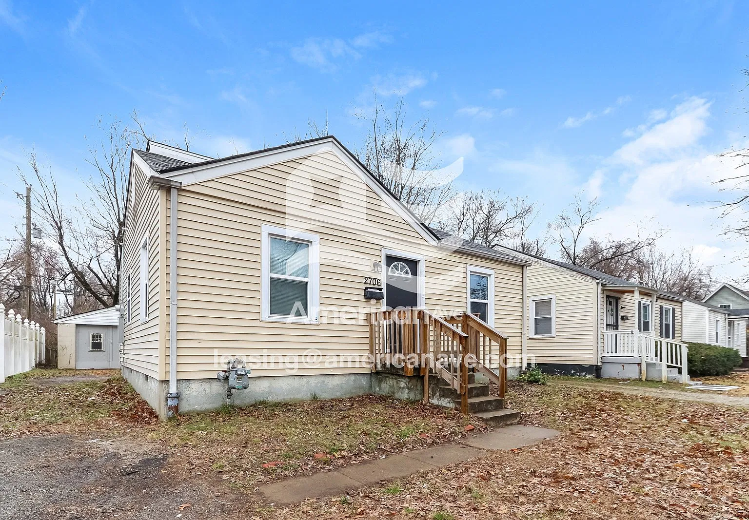 2 bed, 1.0 bath, 820 sqft, $1,045 — Photo 2