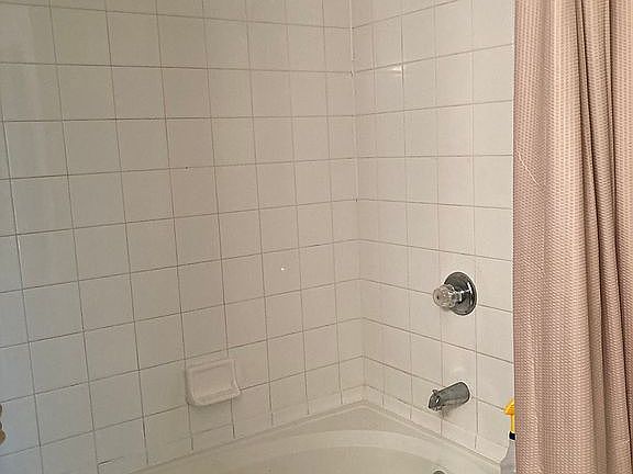 5th image of 478 N Pin Oak 204 Pl