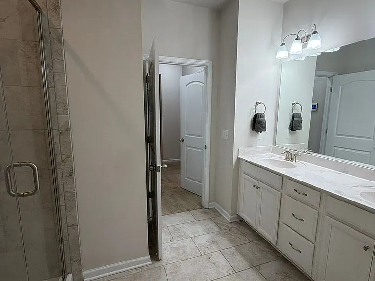 1008 Fairbrae Ln — Photo 14