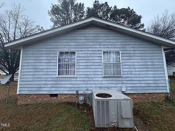 5th image of 2325 Quartz Ct