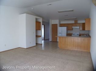 60 Samantha Ct, Union Gap, WA 98903