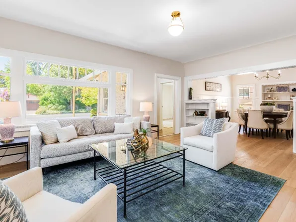 719 Middlefield Rd, Palo Alto, CA 94301