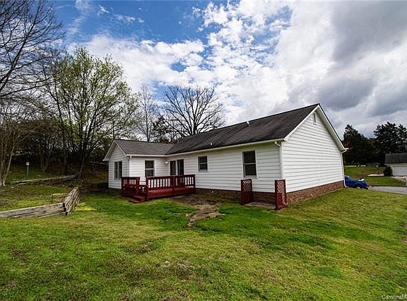 3rd image of 10919 Faringford Ct