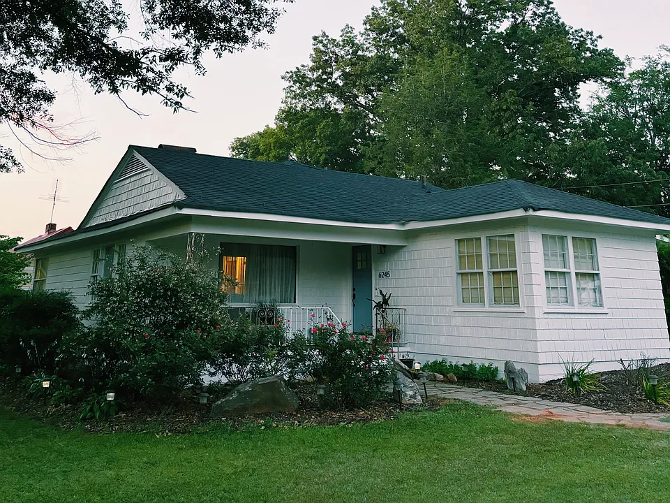 6245 Spraul Ave